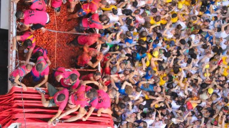 Agosto en València: Les Alfàbegues de Bétera y la Tomatina de Buñol